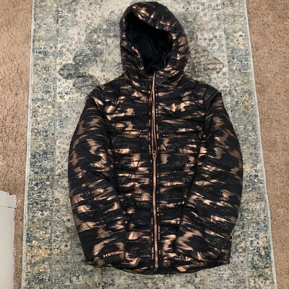 Under Armour girls ymd black and gold puffer coat
